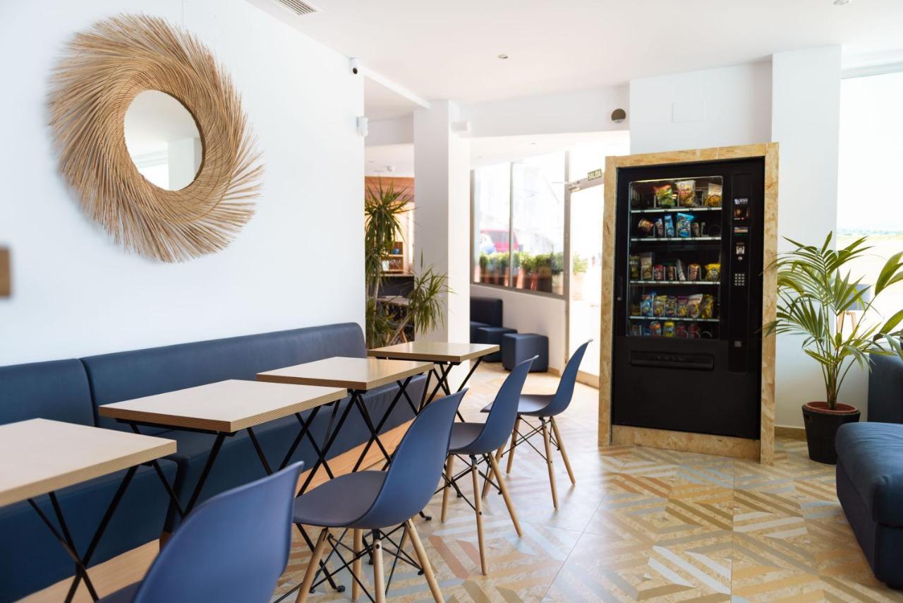 Take Surf Hostel Conil Conil De La Frontera Bagian luar foto